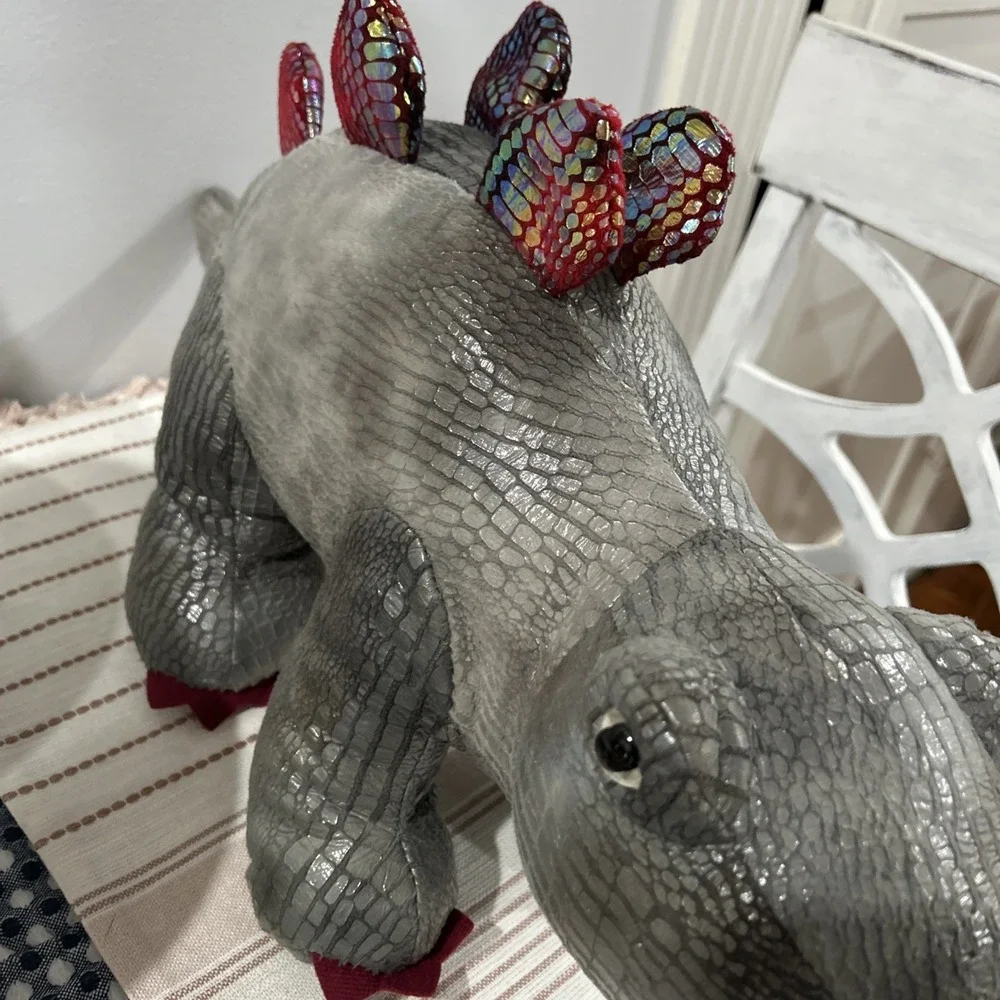 New 12 Inch STEGOSAURUS Dinosaur Stuffed Animal‎ Plush Toy Eye Changing Gray